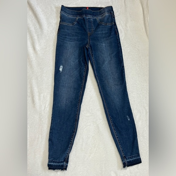 SPANX Semi-Distressed Raw Hem Pull-On Skinny Jean- Small - Picture 2 of 9